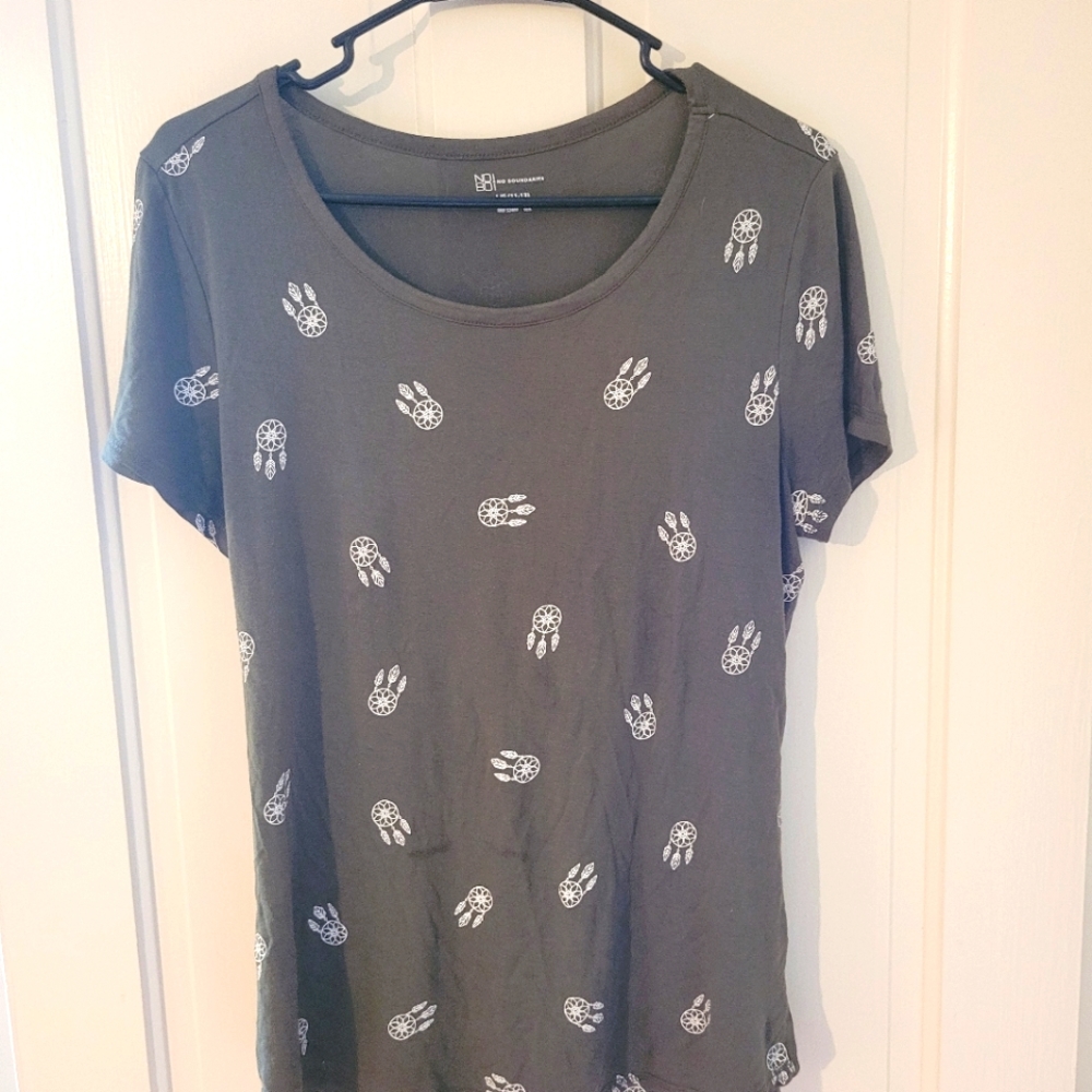 No boundaries Large Dreamcather Tee Green